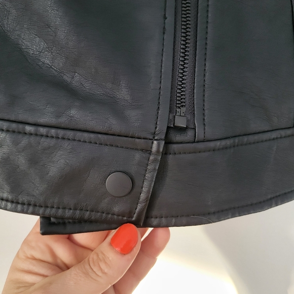 Faux leather Vera Wang size s - Picture 4 of 5